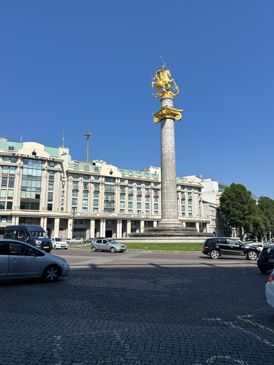 площадь Свободы в Тбилиси. 