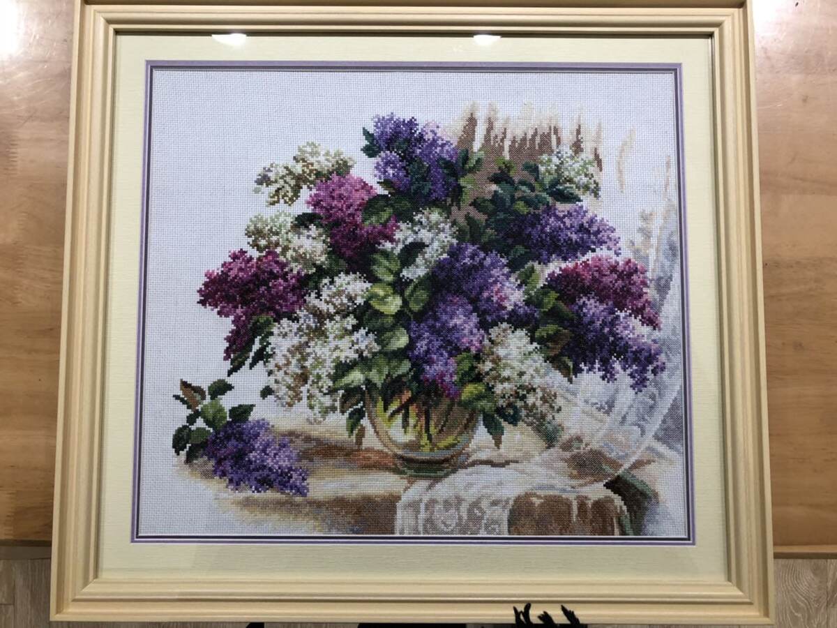 Этот букет сирени стал подарком монгольским друзьям