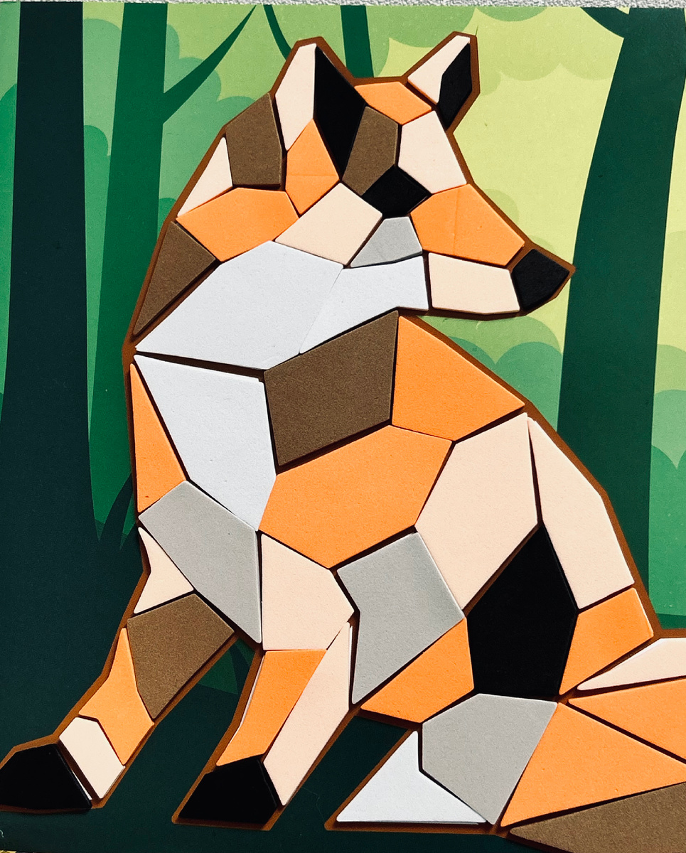 Аппликация дочки. Фотография автора канала. 