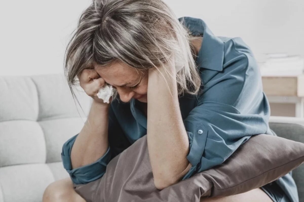    Оренбурженка по просьбе мошенников «оценила товар» и потеряла полмиллиона