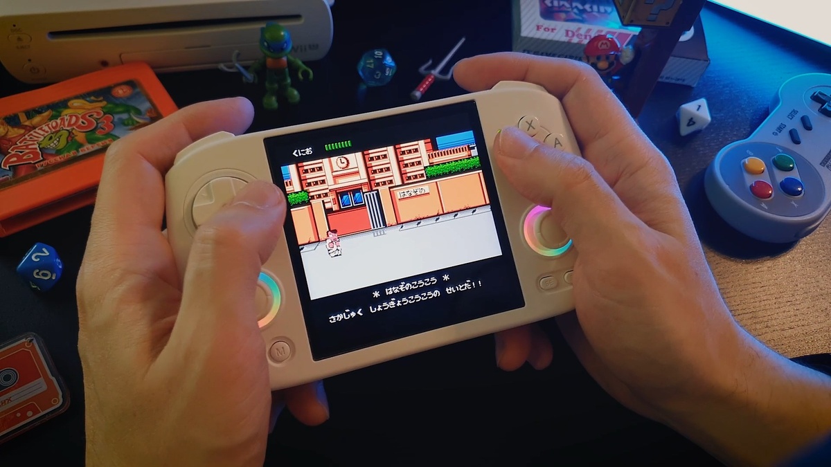 Играю на Anbernic RG CubeXX