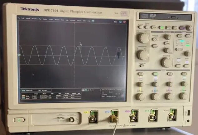 Осциллограф Tektronix DPO7104