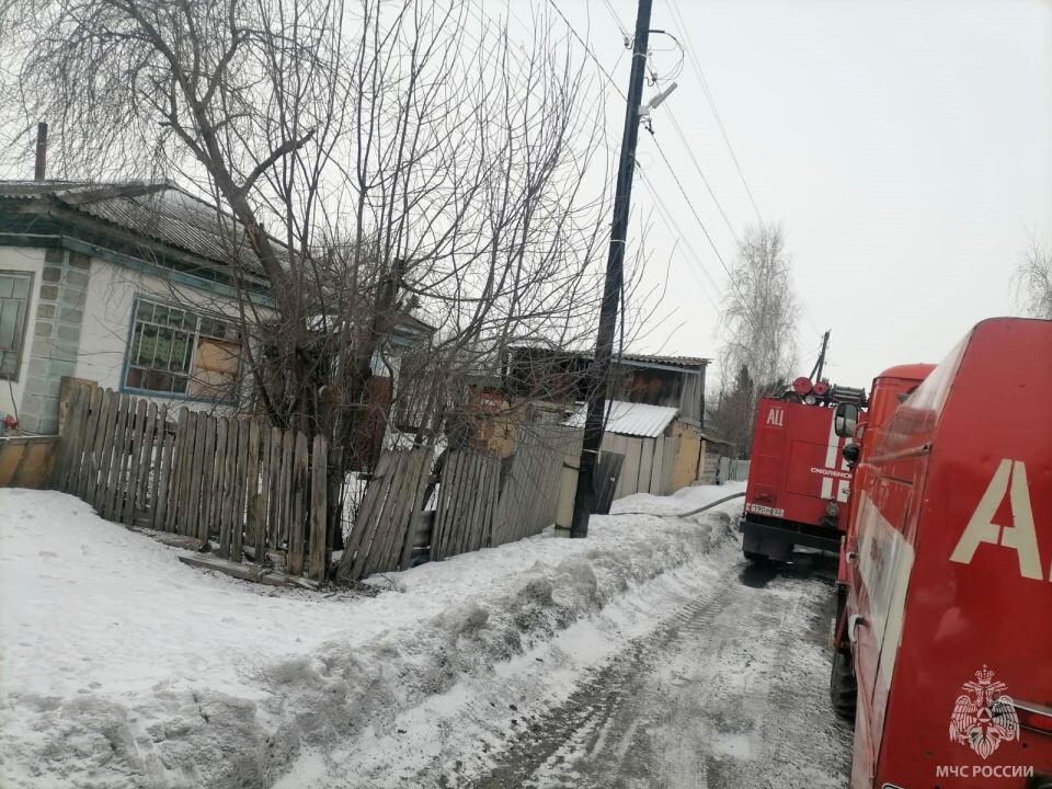    Пожар в селе Смоленского района. Источник: МЧС по Алтайскому краю