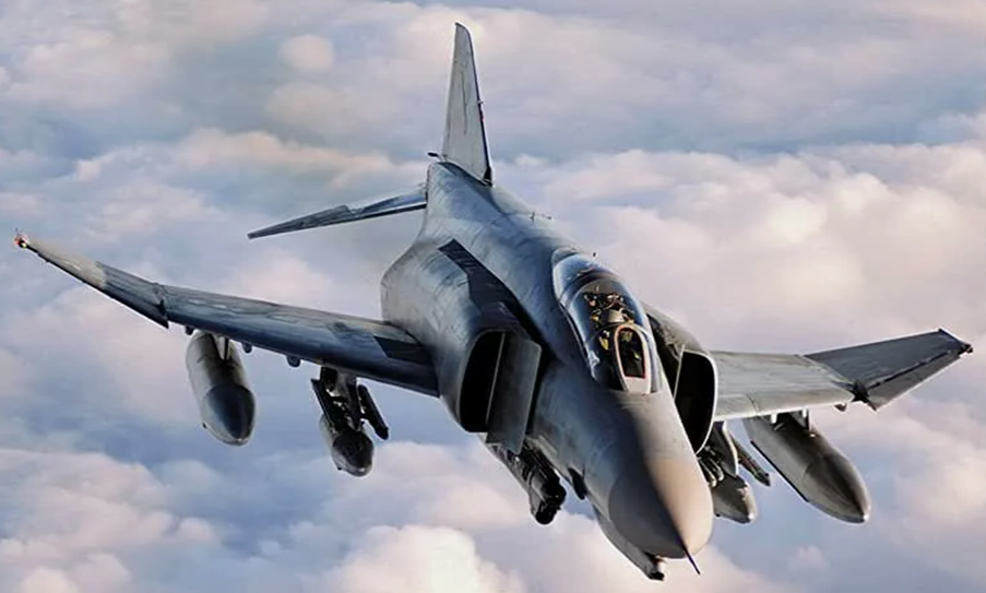 "Мой "Фантом" несётся на восток"...(с)