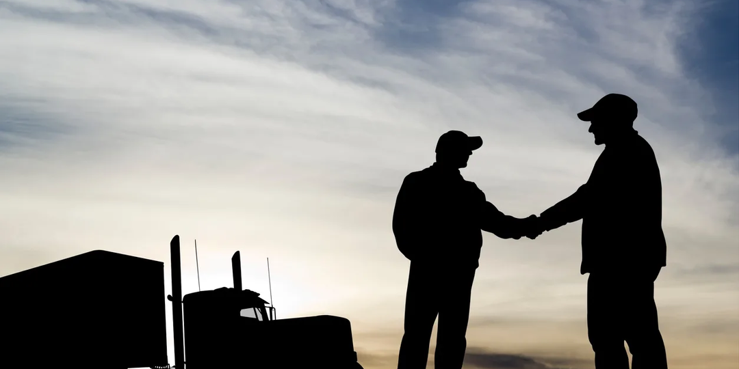 Нелегальные перевозки: Кто зарабатывает на «серых» схемах?