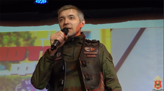 В Торжке ДПС и два мотоклуба провели занятие с юными любителями мотоциклов