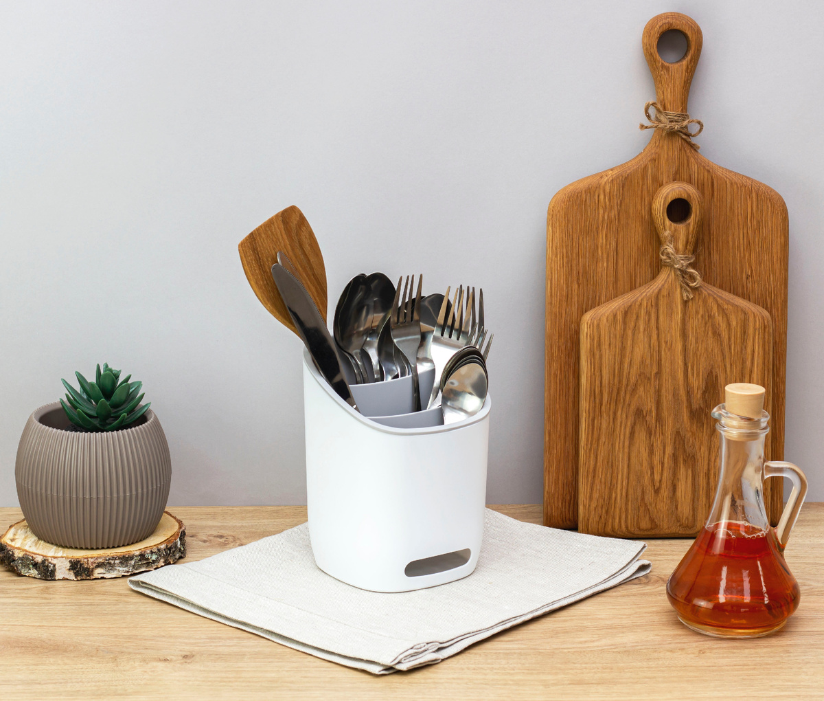 Сушилка для столовых приборов ИЗЛИ от компании М-пластика