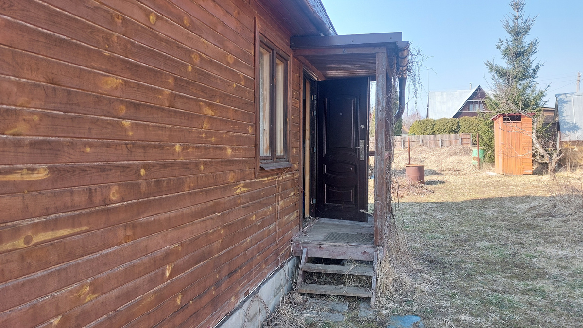 Открываю дверь, и открываю новый сезон дачной жизни