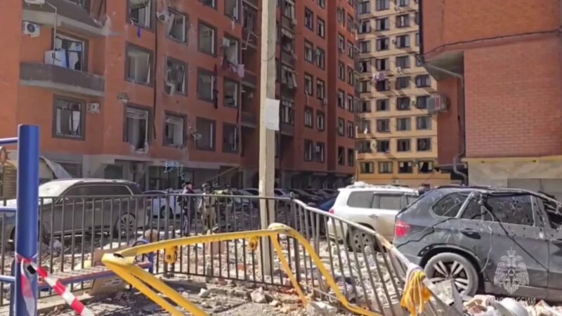     Взрыв в Махачкале. МЧС России