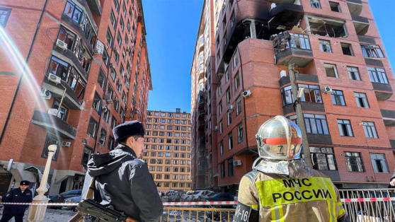    Взрыв газа произошел в жилом доме в Махачкале, есть пострадавшие ©Гянжеви Гаджибалаев/ТАСС