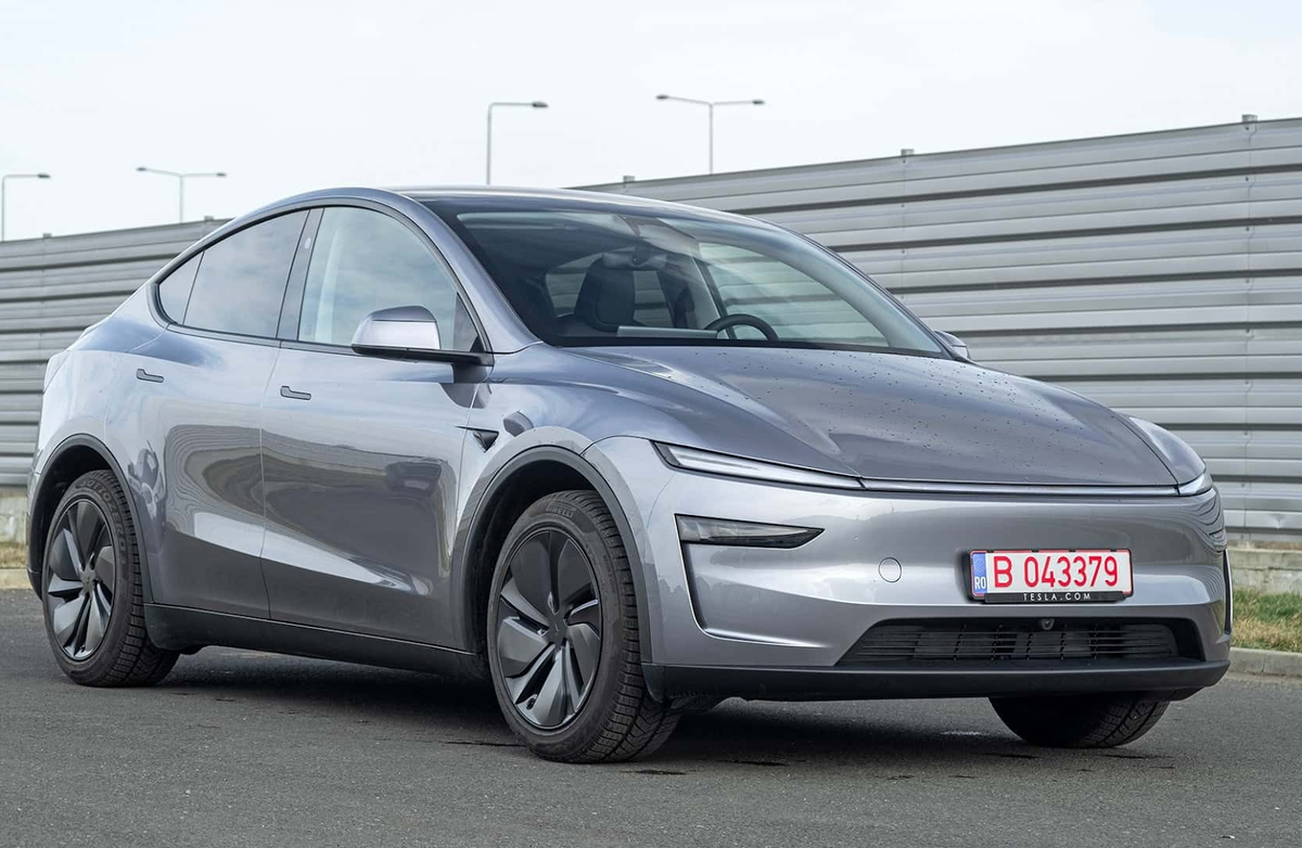 Tesla Model Y в комплектации Launch Series (для европейского рынка)