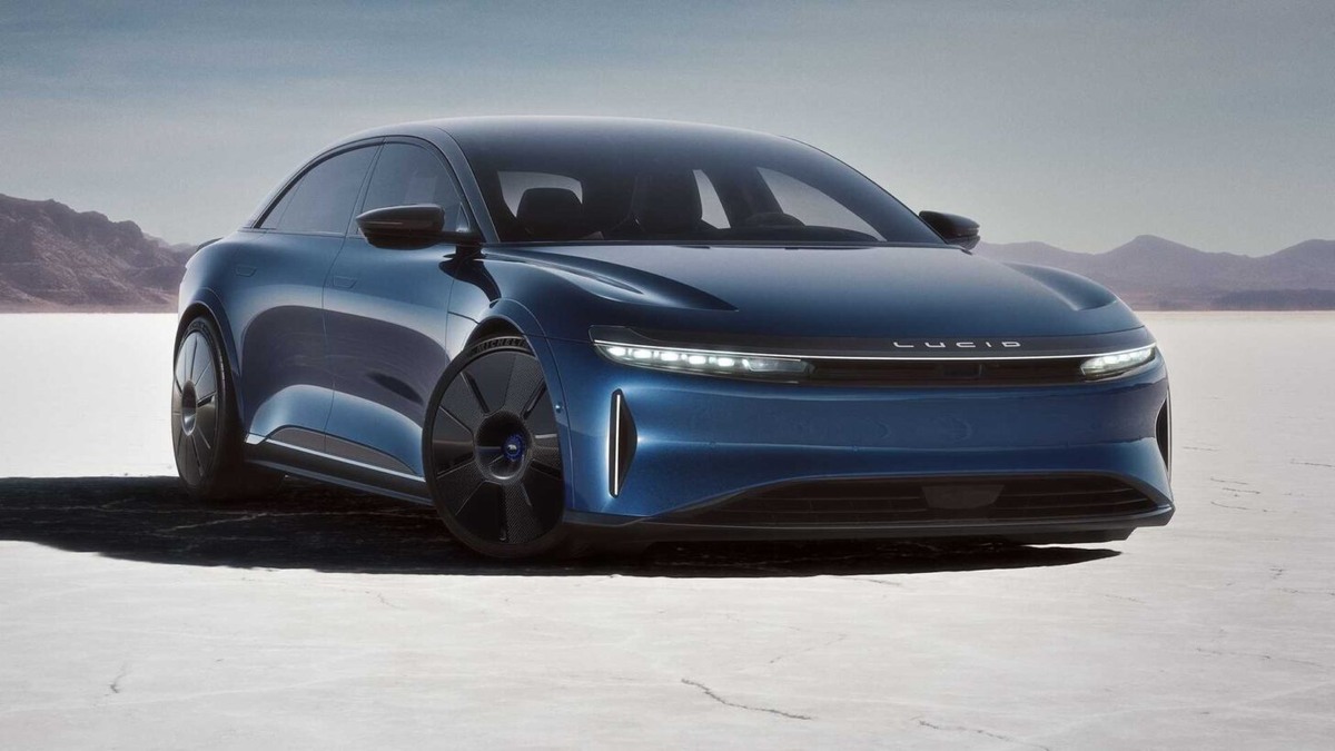    Lucid Air Sapphire. Фото Lucid