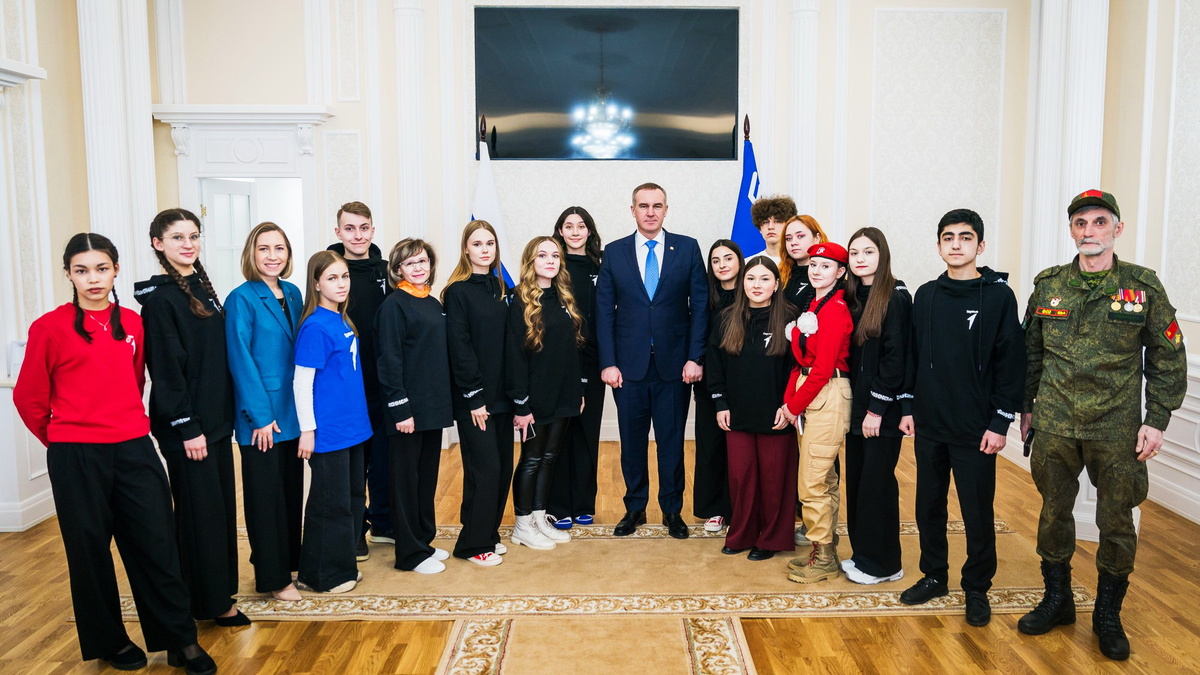    Югорчане отправились на съезд «Движения Первых» в Москву