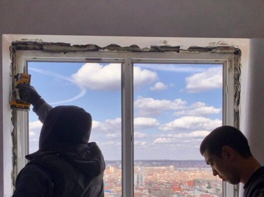    замена окон на Горсоветской // фото: телеграм-канал Александра Скрябина