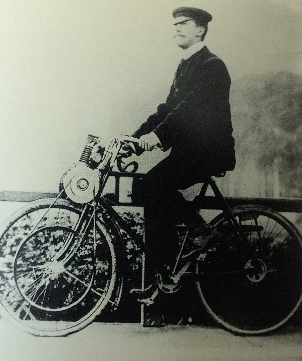 Мотоцикл братьев Вернер 1898 г.