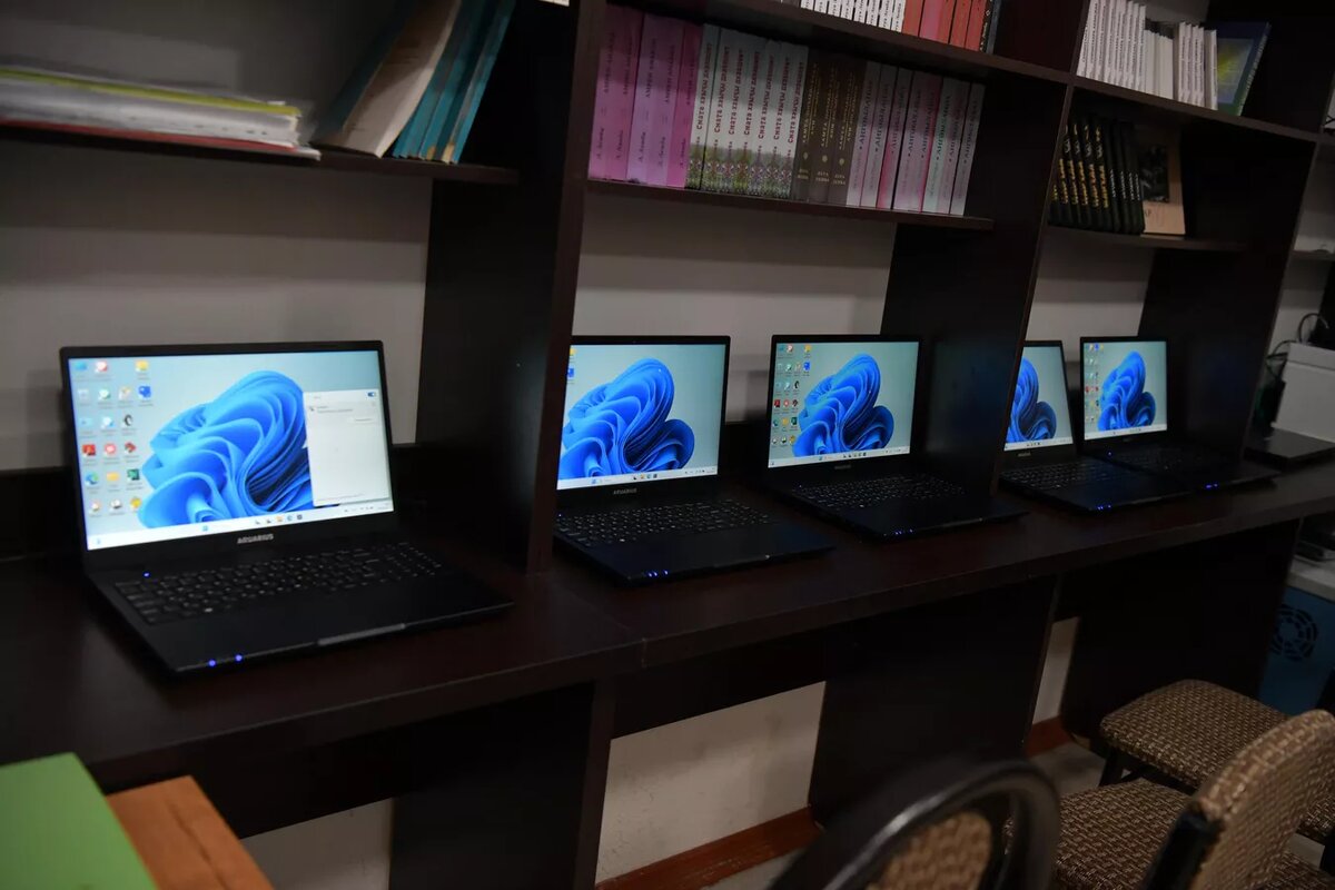 Компьютерный класс в школе села Мгудзырхуа