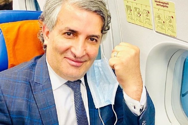    Эльман Пашаев