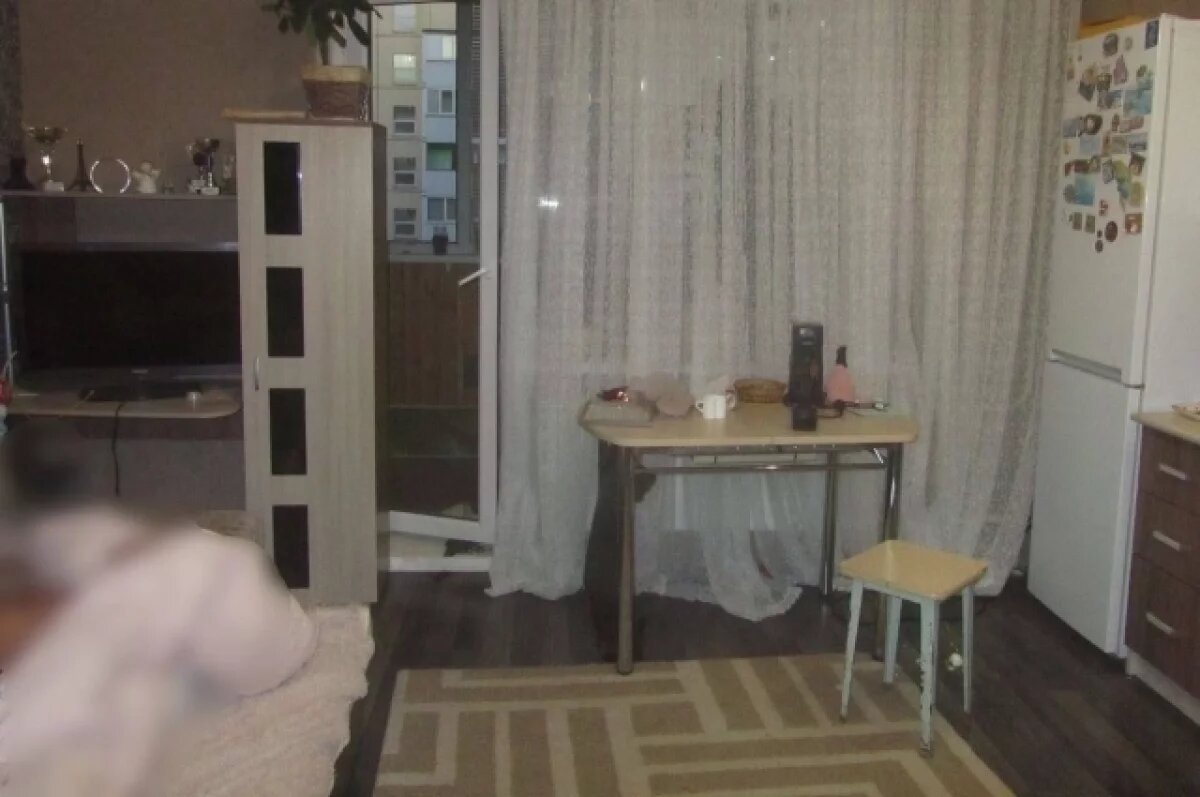    В этой квартире произошло убийство женщин.