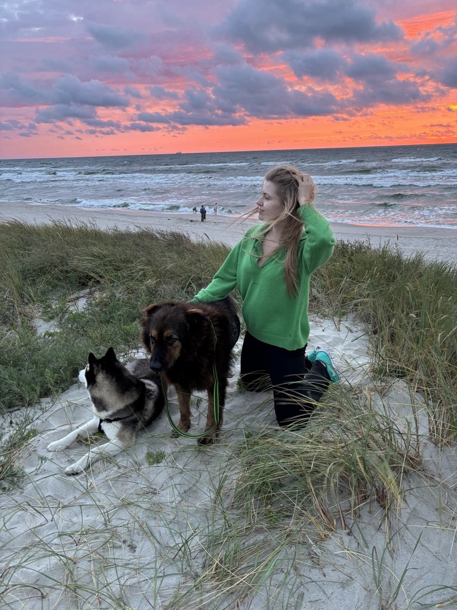 На фото: 
ведущая прогноза погоды на канале "Звезда" Ольга Паршина
