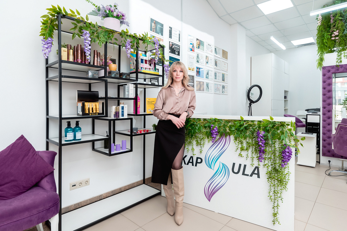 Наталья работает в салоне красоты Kapsula.