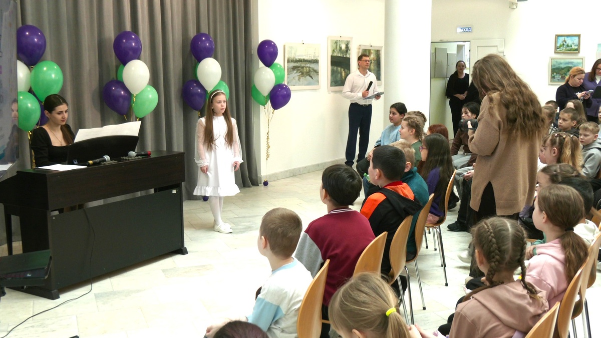    Столичные писатели встретились с юными читателями в Государственной библиотеке Югры