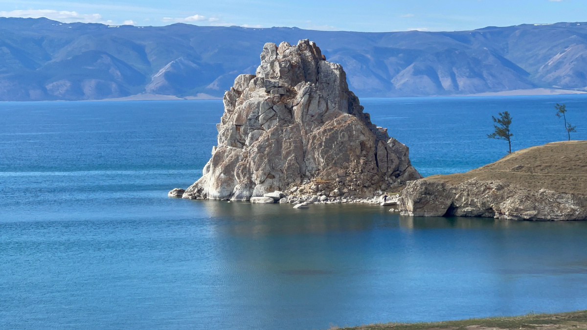 остров Ольхон, скала Шаманка