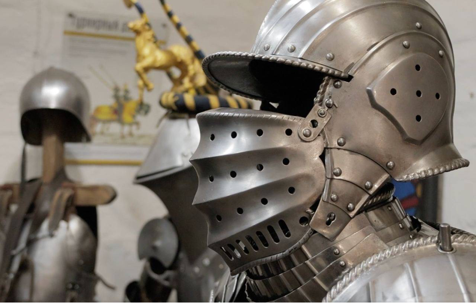 Рыцарские доспехи Музея ратной истории Москвы