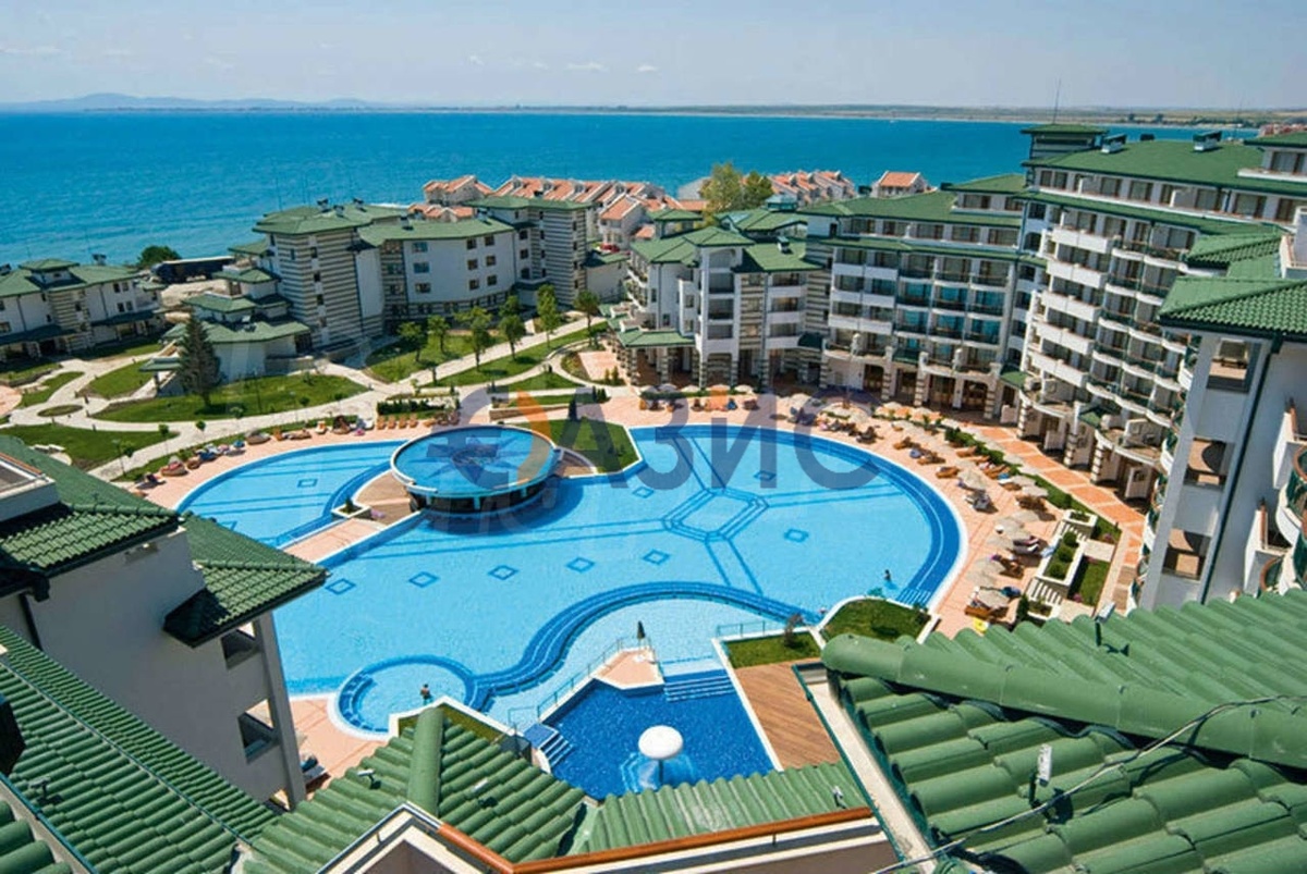 Фото панорама комплекс Эмеральд Равда