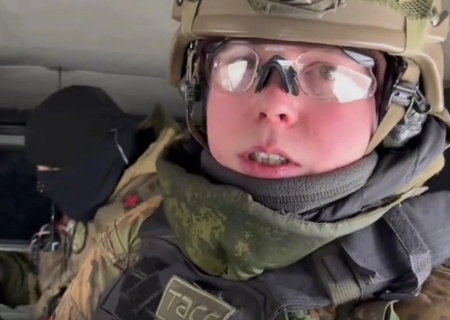    Корреспондент ТАСС Михаил Скуратов получил осколочные ранения в Курской области