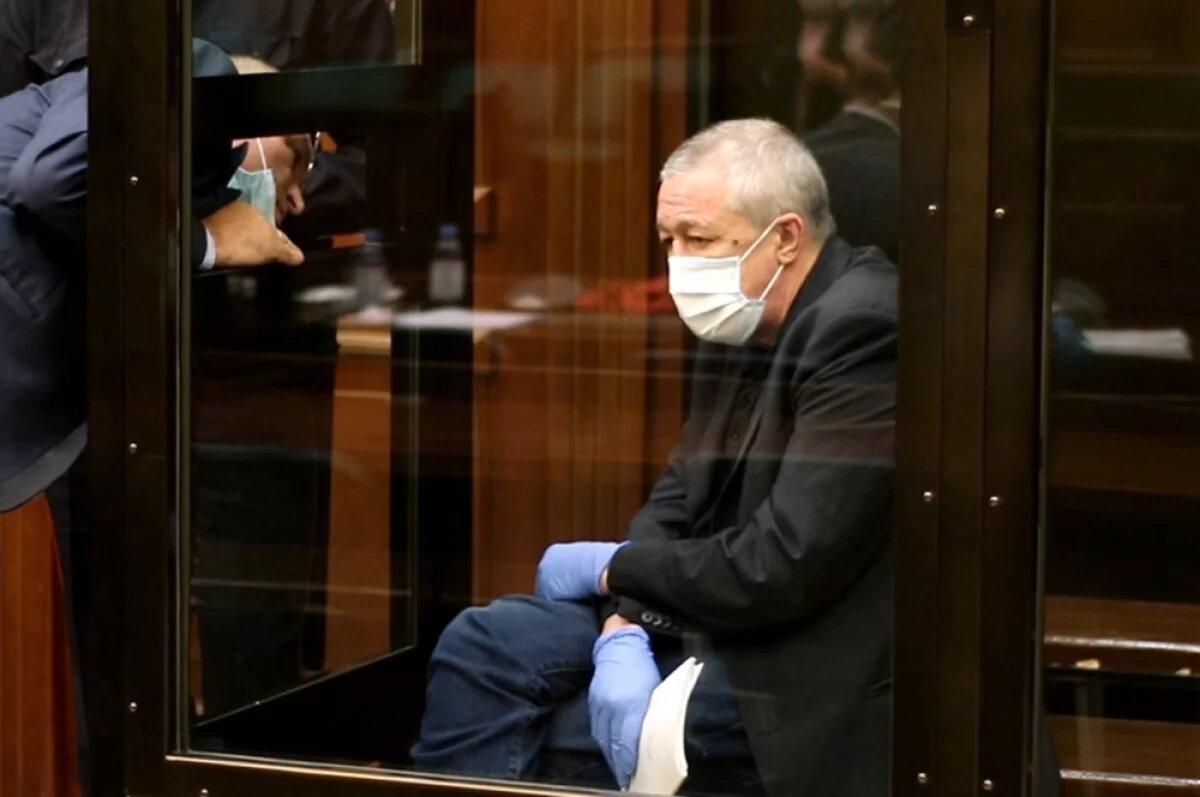    Актер Михаил Ефремов в зале заседаний Московского городского суда, где проходит рассмотрение апелляционной жалобы на приговор по делу о ДТП со смертельным исходом.