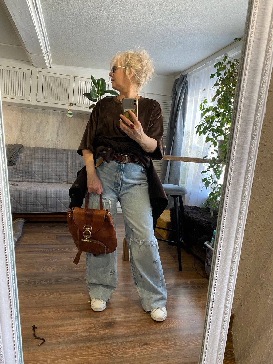 Чуточку с придурью, чтобы тебя не воспринимали всерьез)