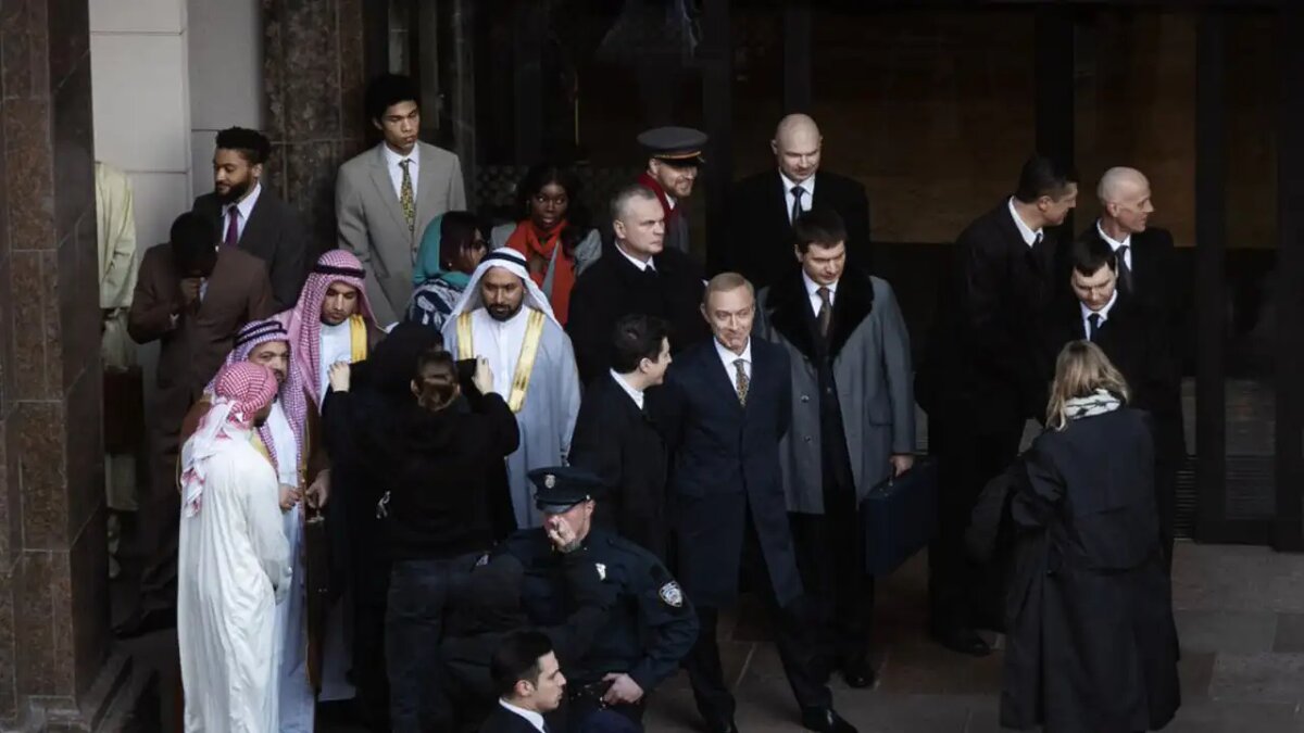    Джуд Лоу в роли Путина