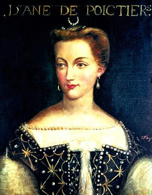 Возлюбленная и официальная фаворитка короля Диана де Пуатье (1499–1566)