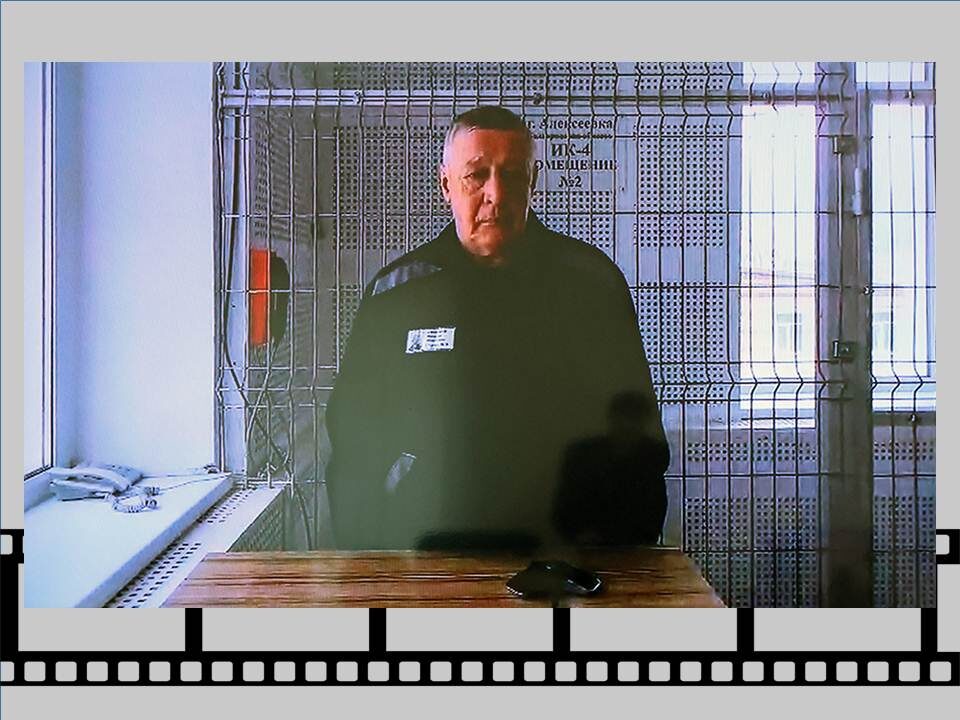 Михаил Ефремов в заключении.