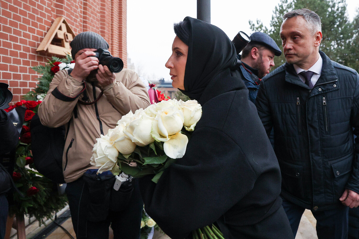 Актриса Екатерина Стриженова на церемонии прощания с народной артисткой РСФСР Ларисой Голубкиной в Храме святителя Николая на Трех Горах в Москве, 25 марта 2025 года ©Софья Сандурская/ТАСС  📷