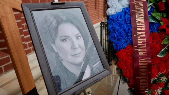    Ларису Голубкину похоронили на Троекуровском кладбище в Москве ©Белицкий Дмитрий / Агентство «Москва»