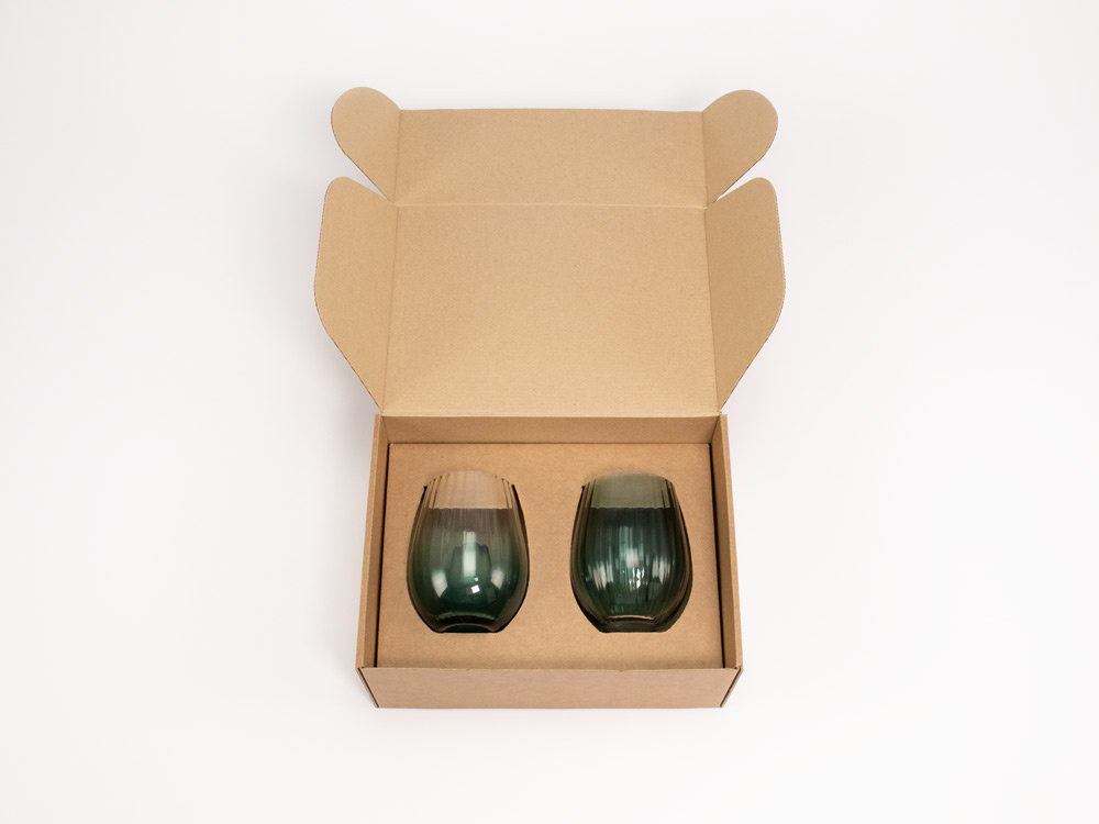 Тонкое, прозрачное, звенящее стекло бокалов+прочная картонная упаковка=формула успешной продажи от «Комупак»