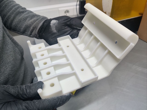 Дистрибьютер питания для акустической
системы Honda NWG