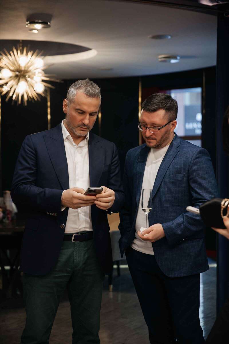 Листайте вправо, чтобы увидеть больше изображений