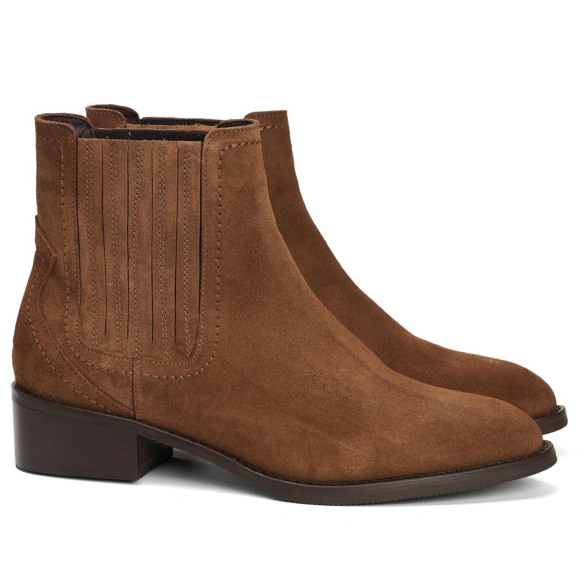 Полусапоги Clarks, кроссовки Scholl, босоножки Clarks
