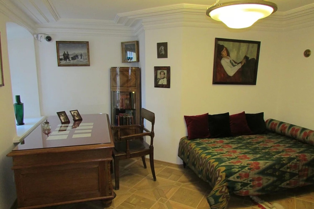 Комната Марины Цветаевой в доме в Борисоглебском переулке