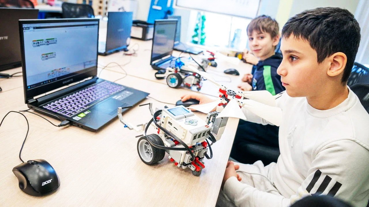    23 тысячи югорских школьников прошли обучение дополнительного образования