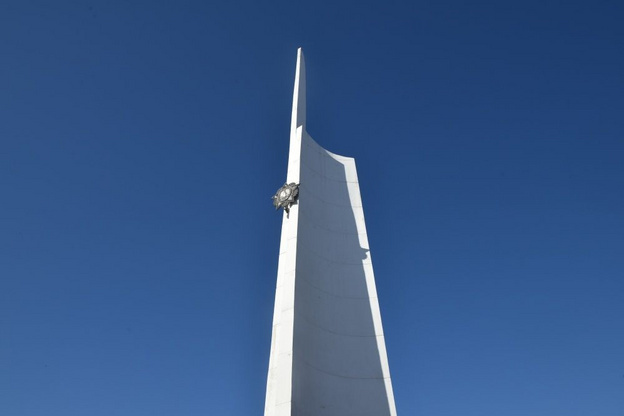    В парке Победы начали ремонтировать мемориальную зону