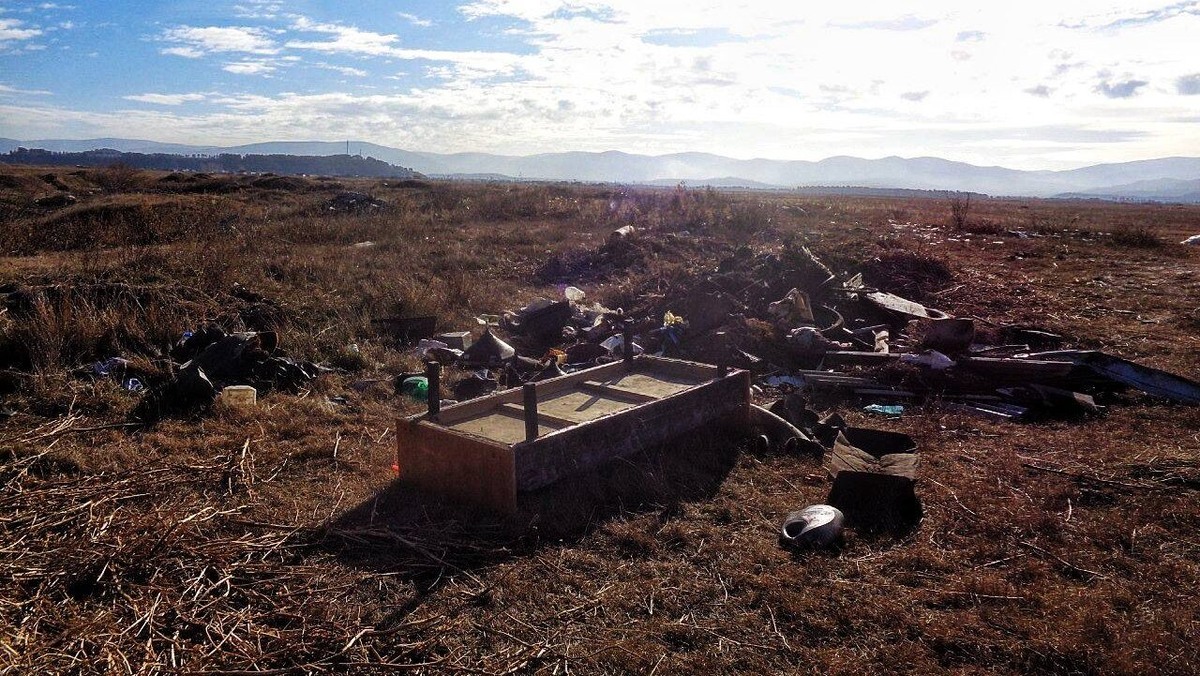    Свалка в цeнтpaльнoй экoлoгичecкoй зoнe oзepa Бaйкaл. Фото: Управление Россельхознадзора по Иркутской области и Бурятии
