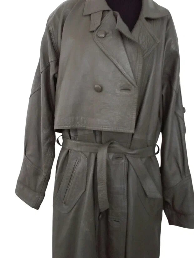 Пошив женского костюма из кожаного плаща. Ателье Ирины Берзиной.