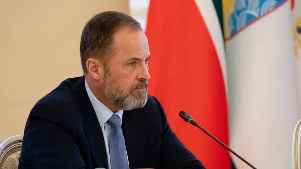    Полномочный представитель президента РФ в Приволжском федеральном округе Игорь Комаров.