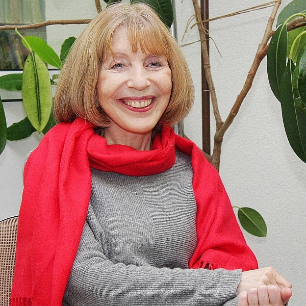 Российская писательница, сценаристка Марина Москвина (1954, Москва)