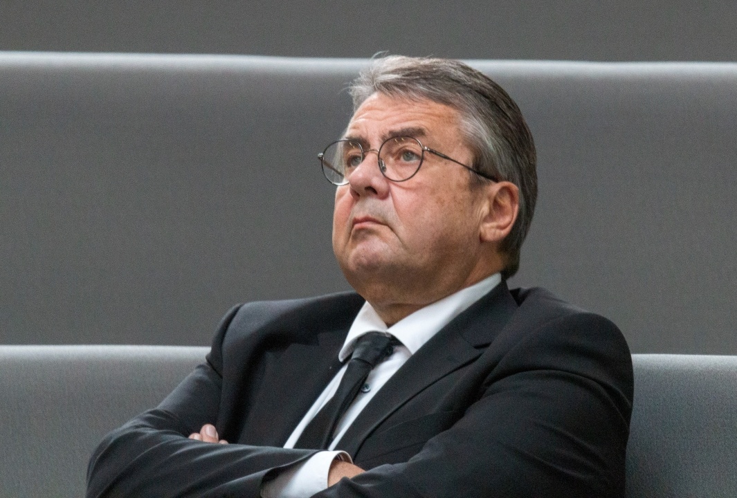    Экс-глава МИД Германии Габриэль призвал «разоружить» Россию