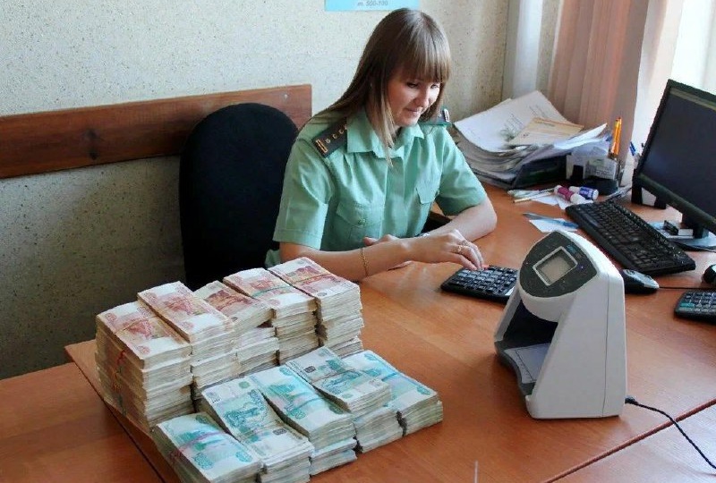 ​Как действовать при аресте счетов судебными приставами