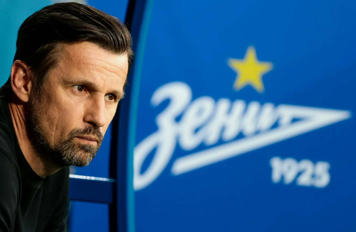 Сергею Семаку будет непросто защитить с "Зенитом" чемпионский титул в год столетия клуба. Фото: соцсети